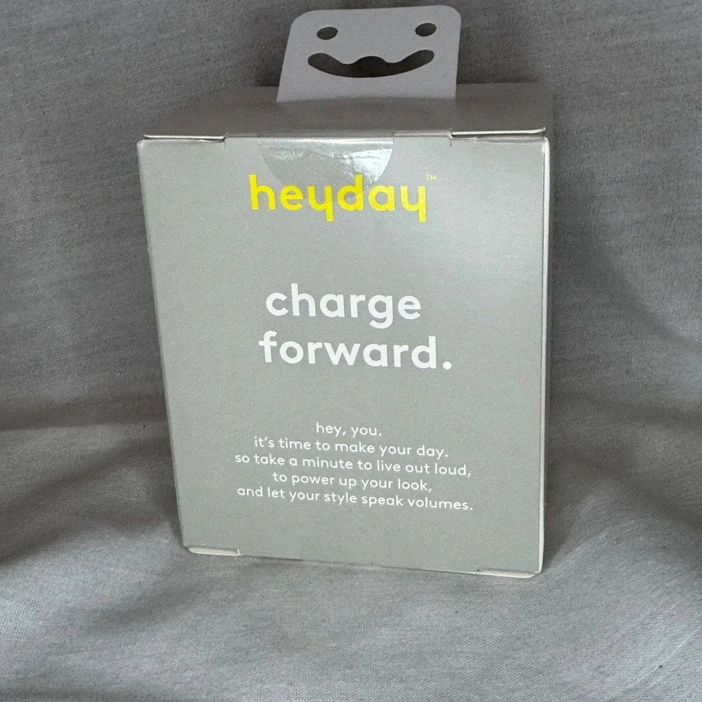 Heyday 15W USB-C + 5W USB Wall Charger – Matcha Green – NWT